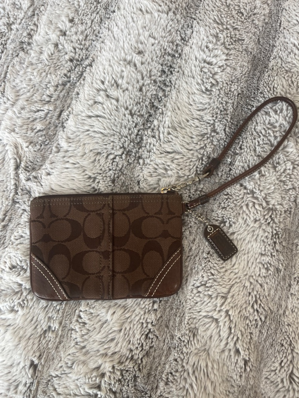 BROWN COACH WRISTLET